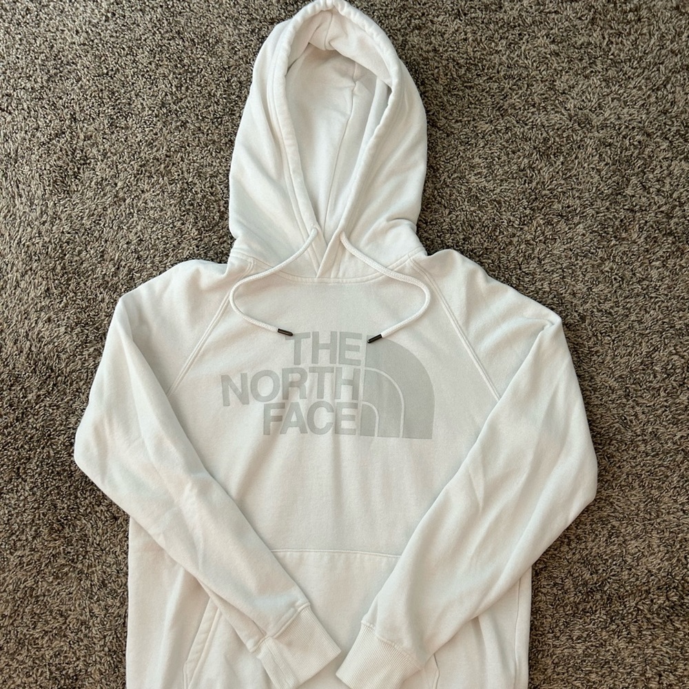 White northface sweatshirt